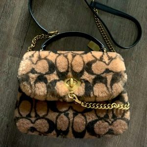 Coach x Jennifer Lopez Fluffy Sherpa Handbag New With Tags